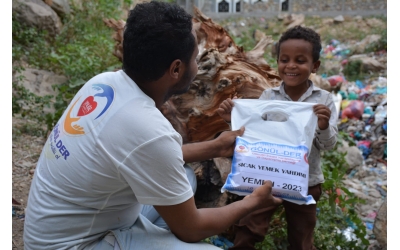 YEMEN SICAK YEMEK DAĞITIMI - GÖNÜL-DER